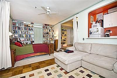 2nd image of 255 W 23rd St APT 4AE