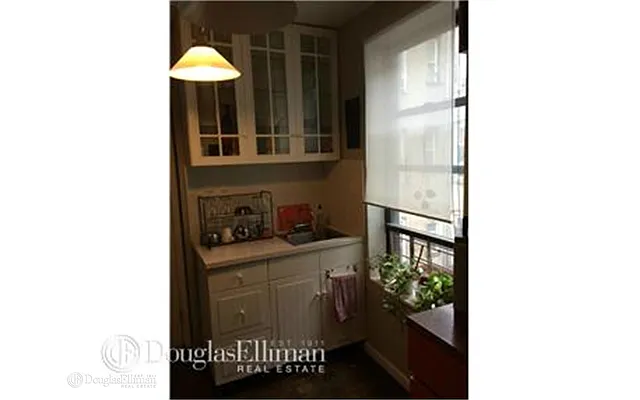 Rented by Douglas Elliman | media 6