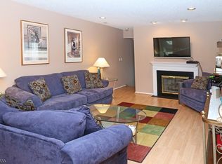 12 Kayser Ln, West Orange, NJ 07052
