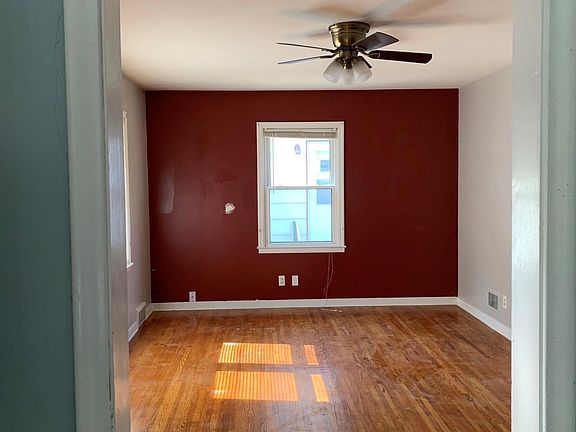 4th image of 707 8th Ave