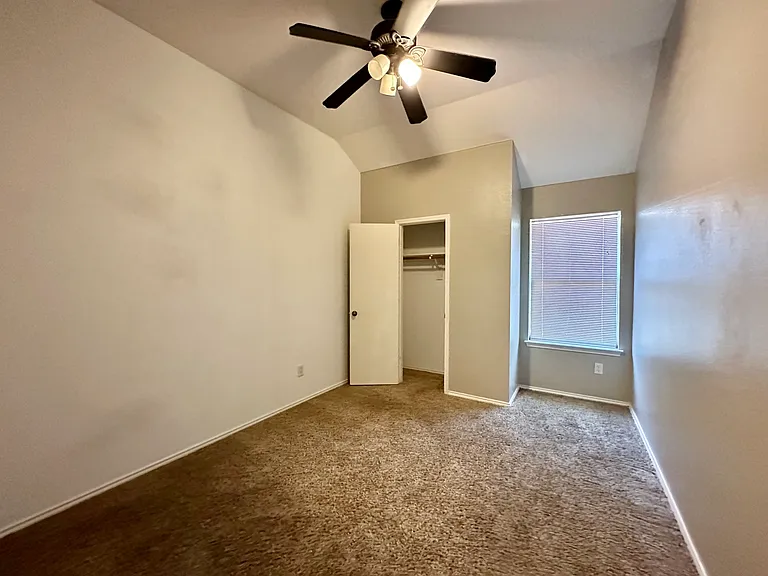 6920 Misty Meadow Ln — Photo 11