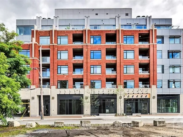 60 Springhurst Ave #405, Ottawa, ON K1S 5V7