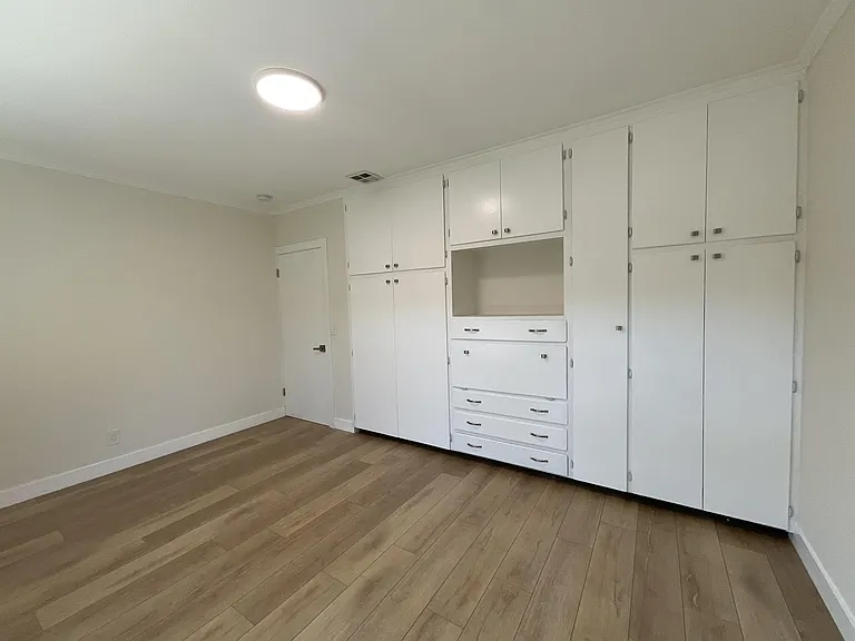 1515 Hess Rd #6 — Photo 21