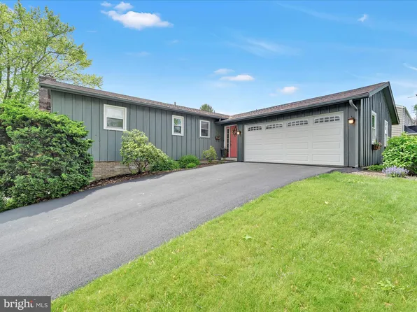 1304 Marilyn Ave, Ephrata, PA 17522