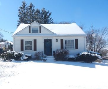 73 John St, Clinton, MA, 01510