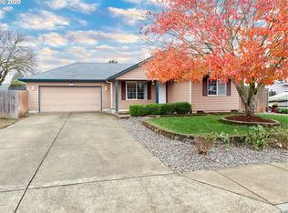 601 7th St, Dayton, OR 97114