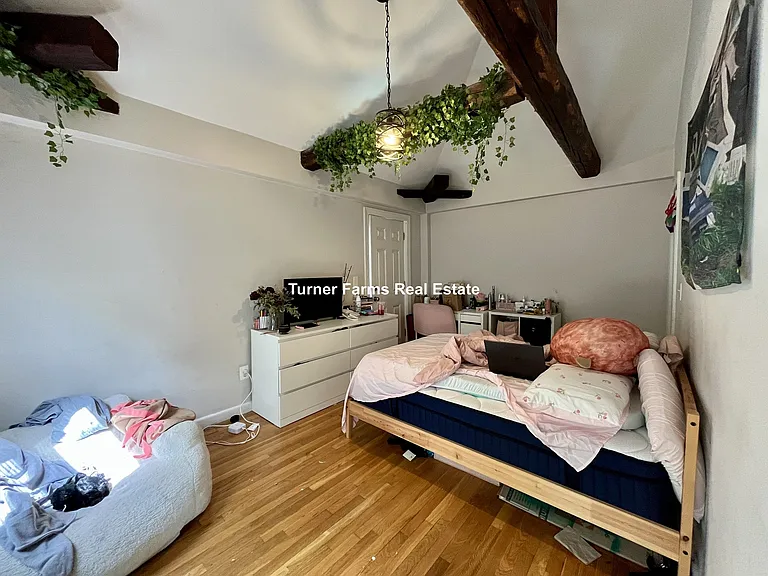 56 Crescent Ave #2R — Photo 12