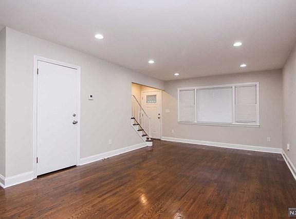 5th image of 75-77 Watchung Ave