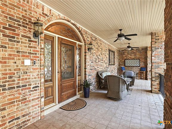 2nd image of 21759 Forest Waters Cir