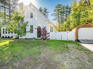 15 School St, Epping, NH 03042