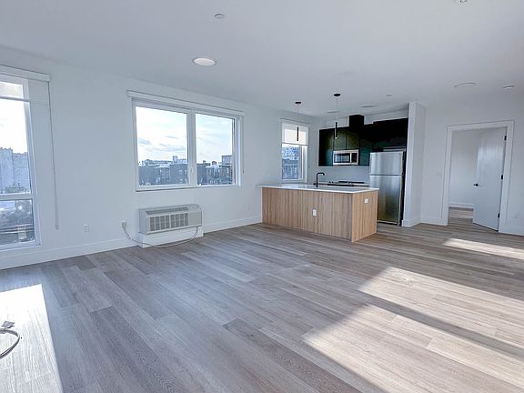 2nd image of 28 Jefferson St #407