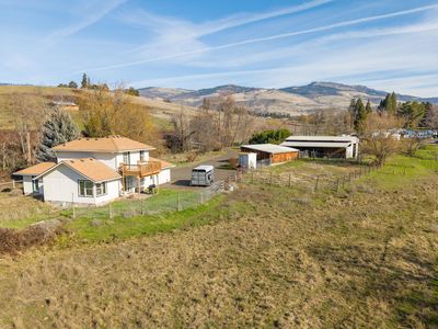 96 W Valley View Rd, Ashland, OR, 97520