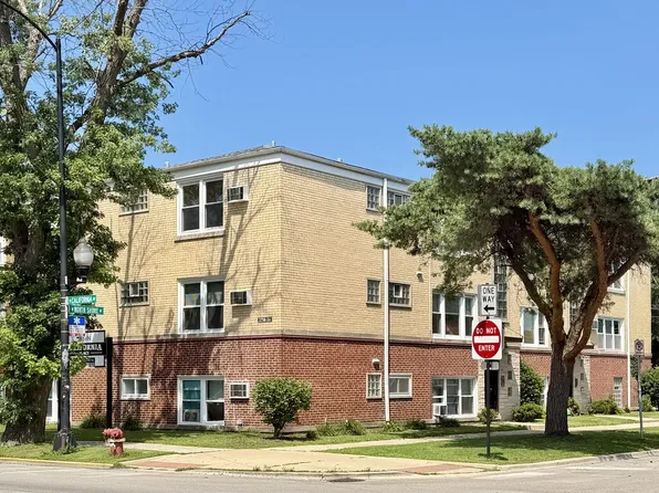 2754 W North Shore Ave, Chicago, IL