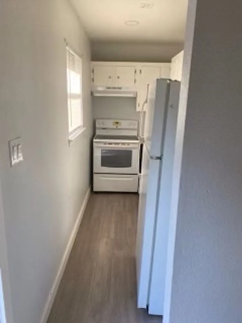 203 Maler Rd — Photo 1