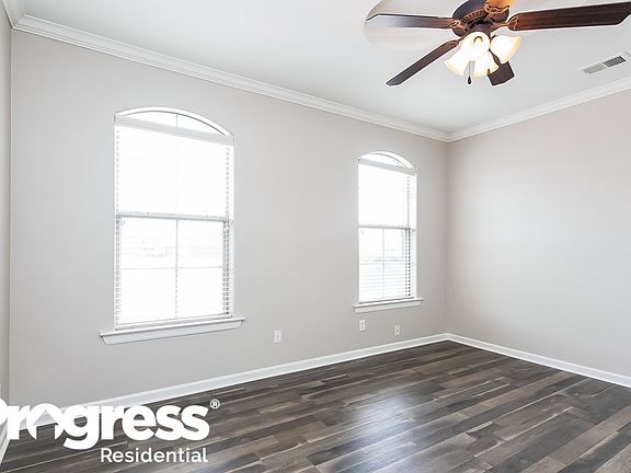 4th image of 8853 Bishop Ln