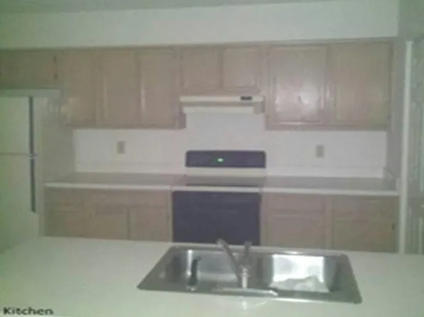 369 Lees Mill Dr, Newport News, VA 23608