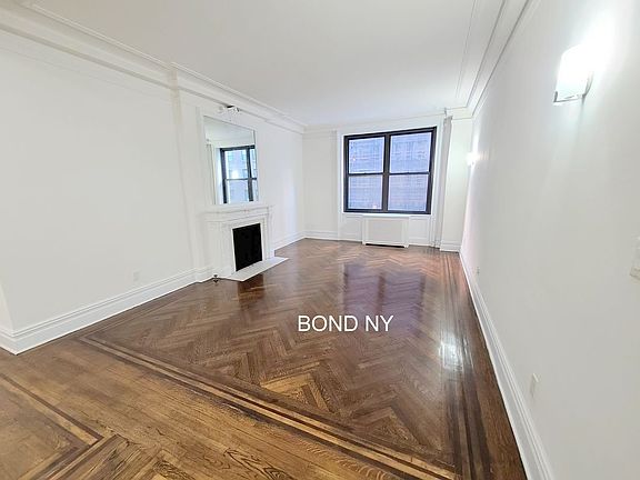 4th image of 200 W 58th St APT 5B