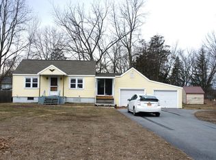 30 Charles St, Fort Edward, NY 12828