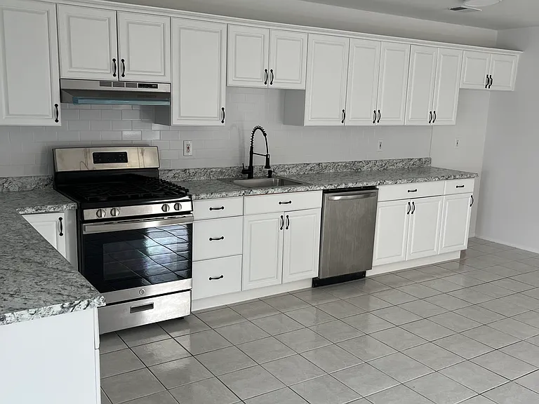 621 Elizabeth Ave #2 — Photo 15