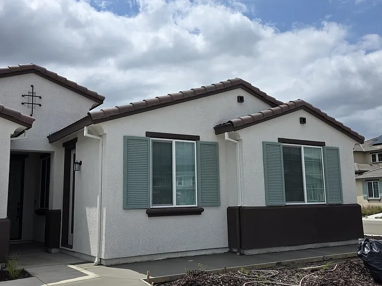 1507 Harvard Way — Photo 3