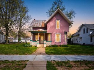 319 E Broad St, Angola, IN 46703