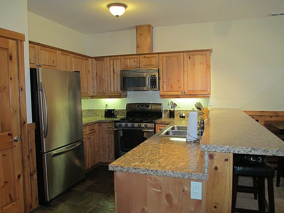 Kitchen - Stainless appliances