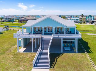 3244 Gulf Castle Dr, Crystal Beach, TX 77650
