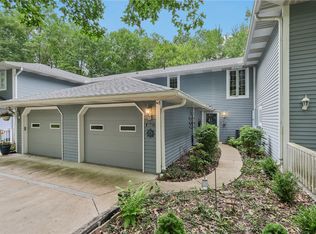 4143 Bristol Ln, New Castle, PA 16105