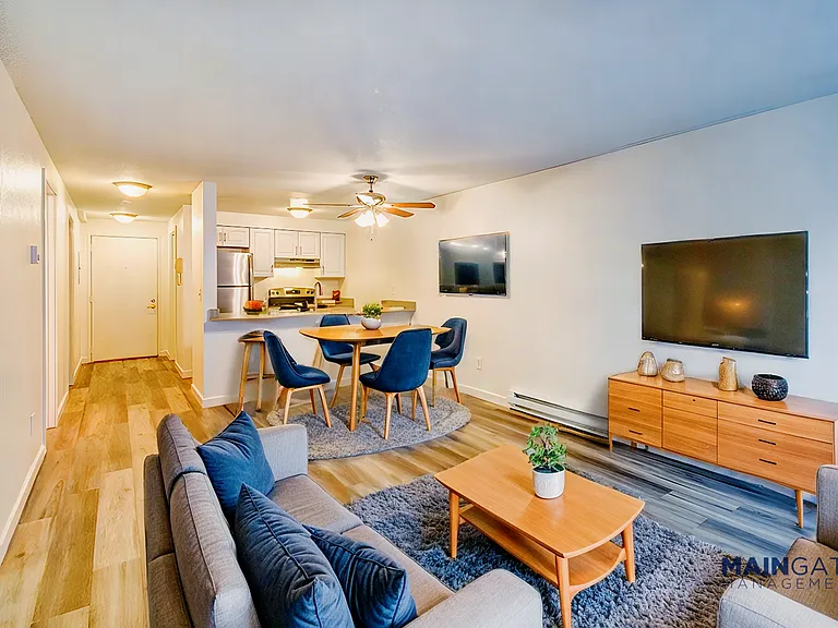 Greenlake Terrace Apartments — Photo 6