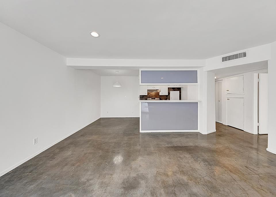 1st image of 7767 Hollywood Blvd APT 103