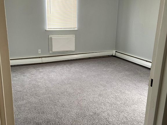 4th image of 120 Saint Charles St #10