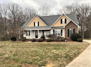 5136 Pond Bluff Dr, Monroe, NC 28112