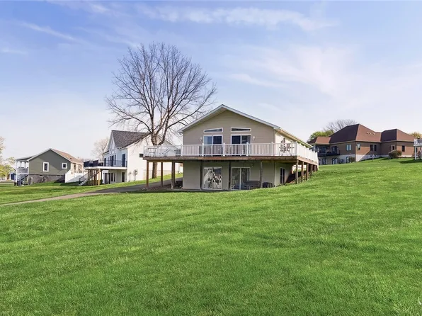 5813 E Lake Rd, Romulus, NY 14541