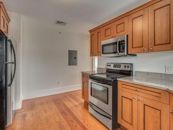 66 Francis St #3, Everett, MA 02149