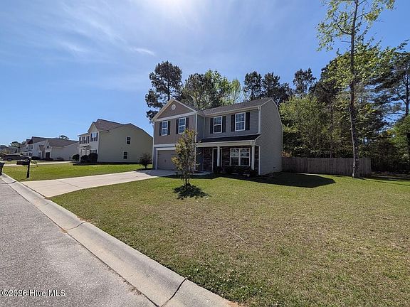 3rd image of 119 W New Kent Circle