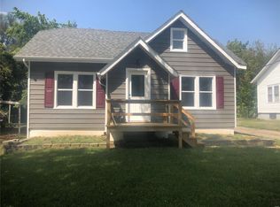 655 N Main St, Saint Clair, MO 63077