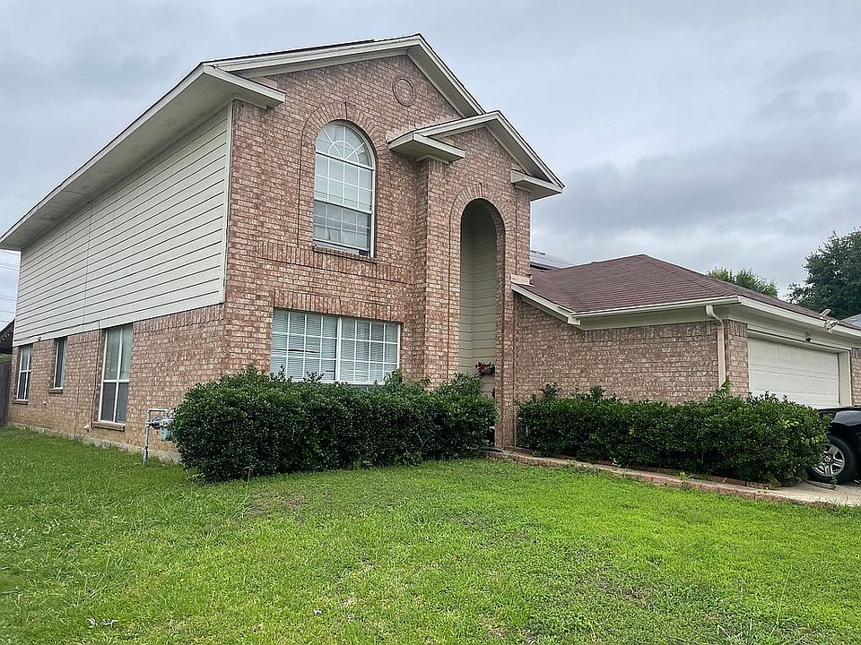 1st image of 1304 Norman Cir