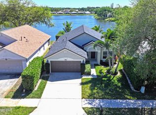 1611 Vista Lake Cir, Melbourne, FL 32904