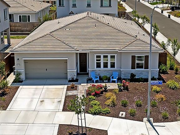 2nd image of 12700 Rosefinch Way
