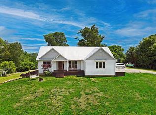 205 Franklin Spears Rd, Burkesville, KY 42717