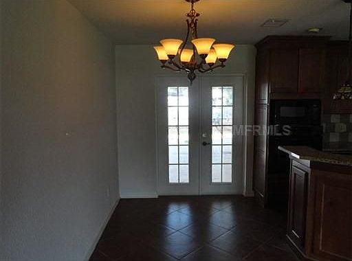 4th image of 5323 Oak Ct