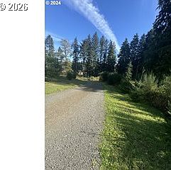 4th image of 1 Abbott Rd