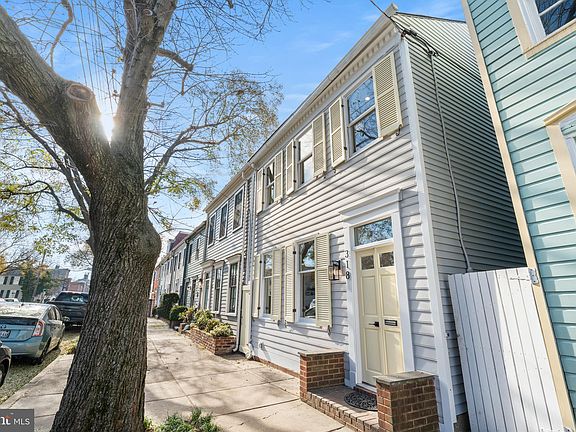 3rd image of 318 N Alfred St