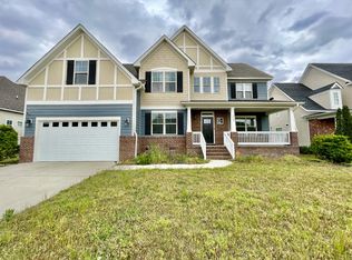 3037 Eaglecrest Ln, Fayetteville, NC 28306