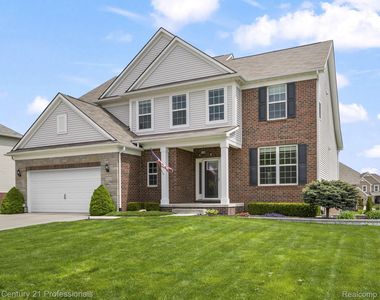 2083 Findley Cir, Lake Orion, MI, 48360