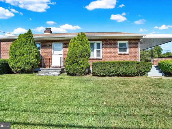1601 Bannister St, York, PA 17404