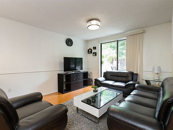 3rd image of 8040 Colonial Dr #104