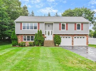 393 Newtown Ave, Norwalk, CT 06851