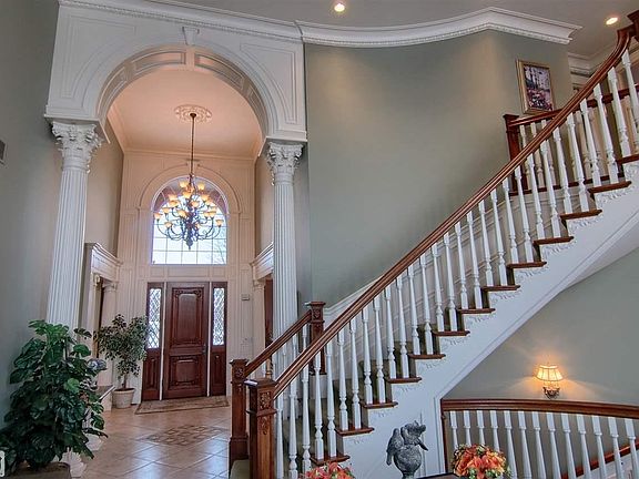 5th image of 57342 Stonebriar Dr