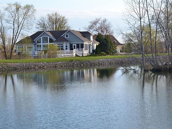 3rd image of 4990 E Blue Heron Dr